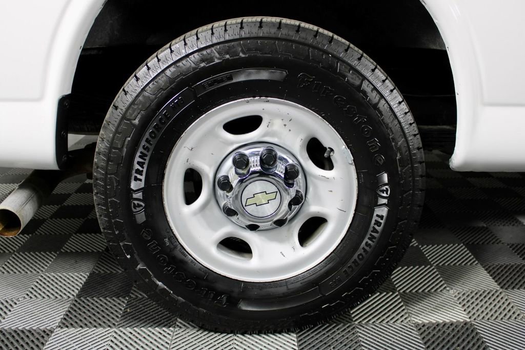 Used 2016 Chevrolet Express 3500 LT w/ LT Preferred Equipment Group image 10