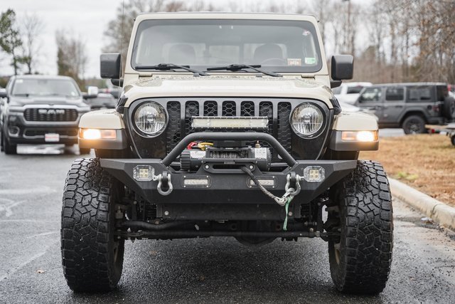 Used 2022 Jeep Gladiator Willys image 3