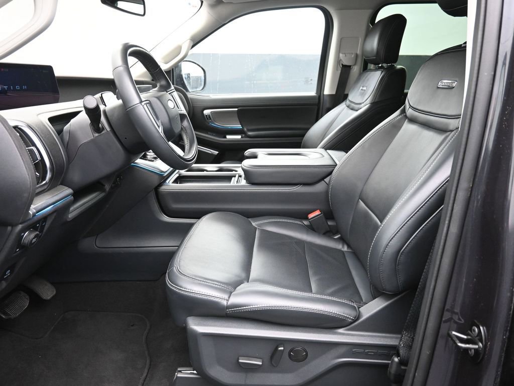 Certified 2025 Ford Expedition Max Platinum AWD/4WD image 21