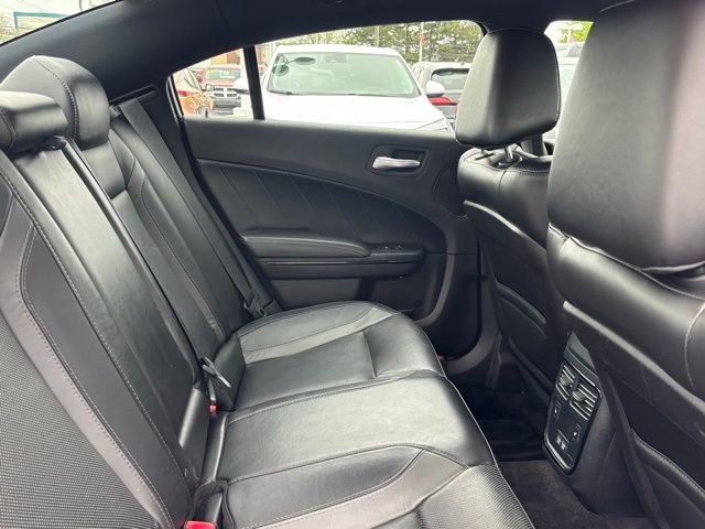 Used 2017 Dodge Charger SXT w/ AWD Plus Group image 16