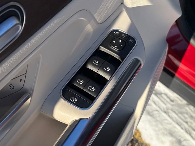 Used 2022 Mercedes-Benz GLA 250 4MATIC image 17