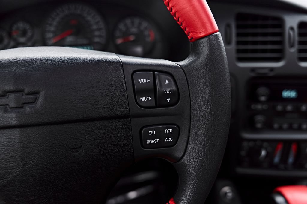 Used 2000 Chevrolet Monte Carlo SS FWD image 54