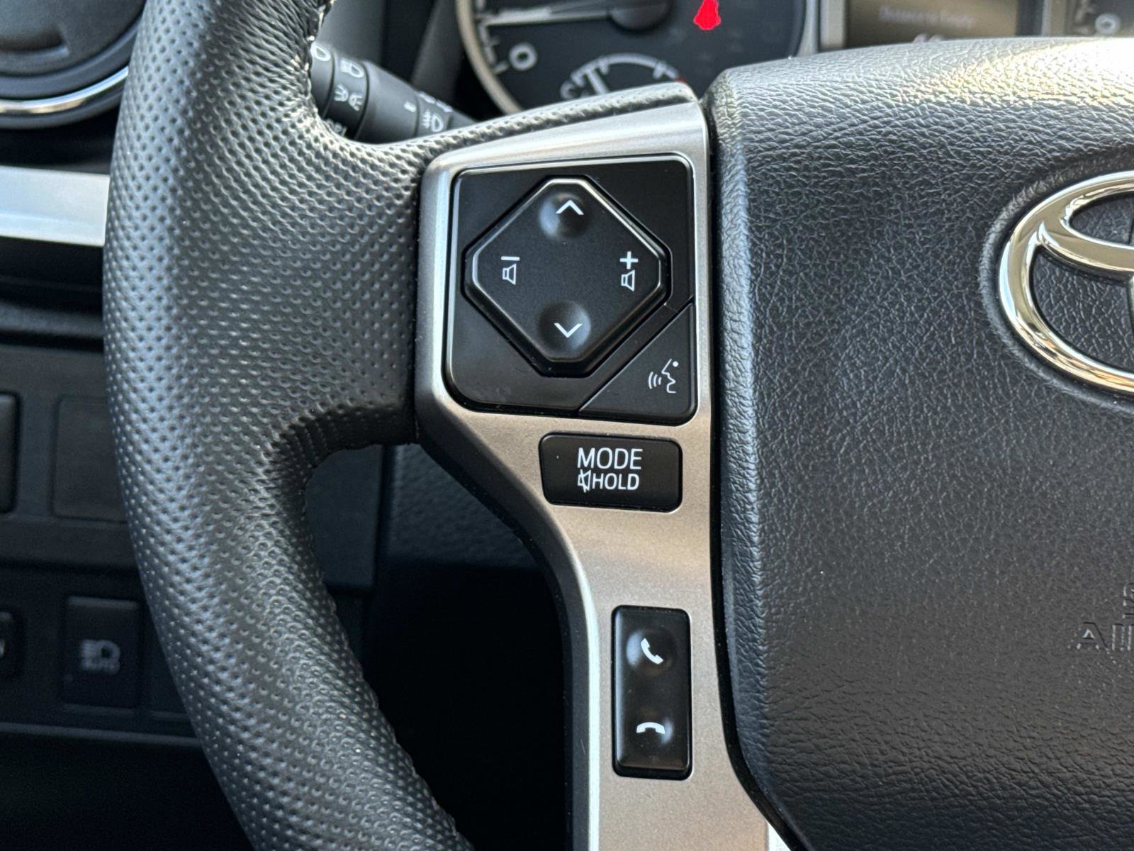 Used 2023 Toyota Tacoma SR5 w/ SR5 Appearance Package image 6