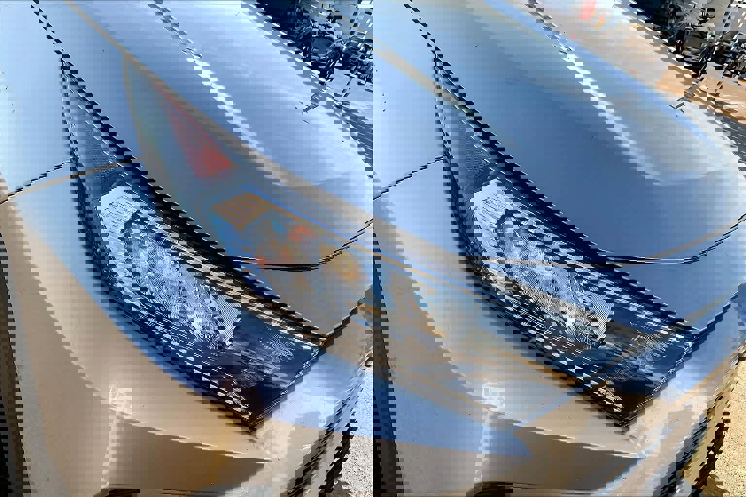 Used 2021 Toyota RAV4 XLE Premium w/ Carpet Mat Package (TMS) image 31