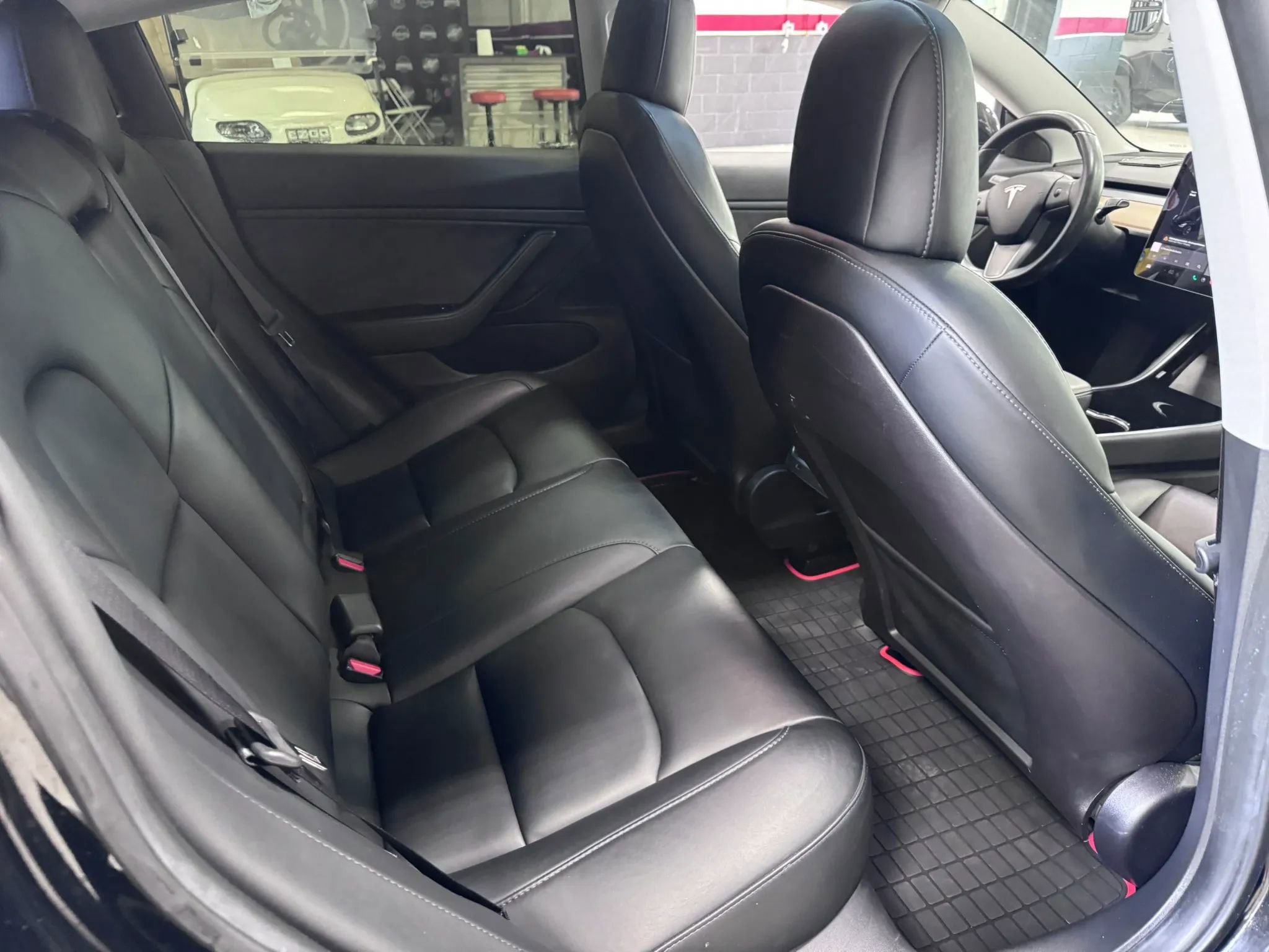 Used 2019 Tesla Model 3 Mid Range RWD image 34