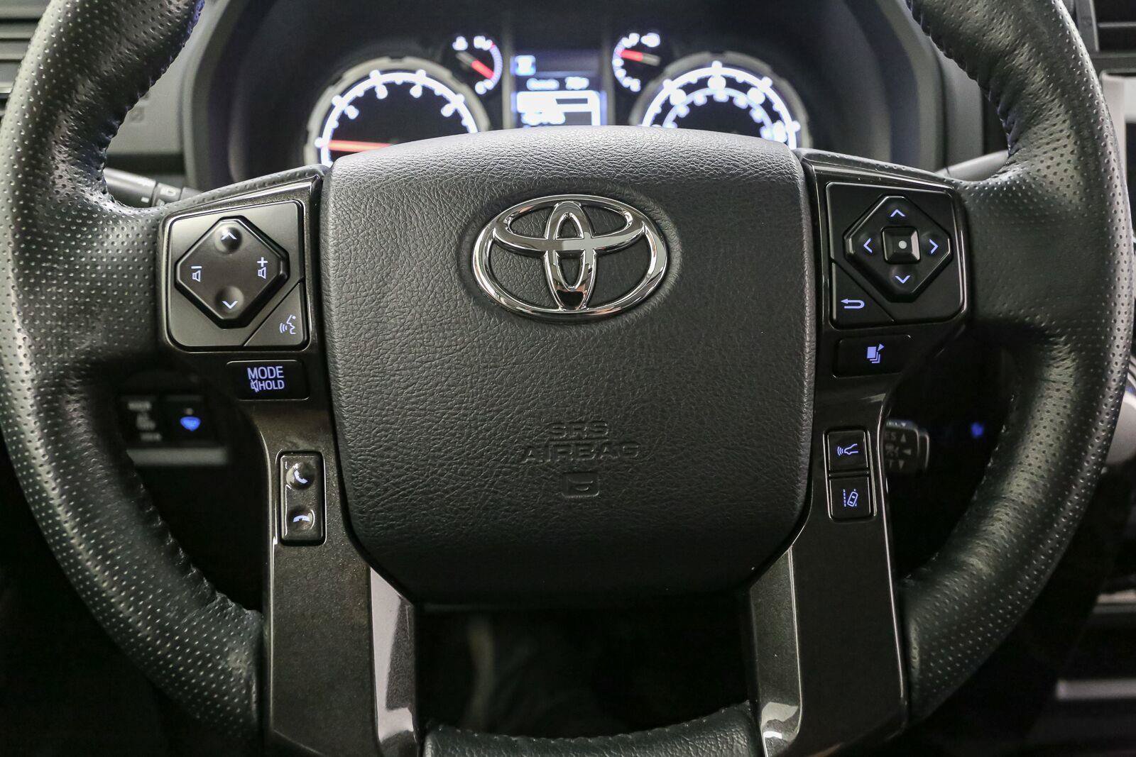 Certified 2023 Toyota 4Runner TRD Off-Road Premium w/ Off Road Premium Plus Package AWD/4WD image 33