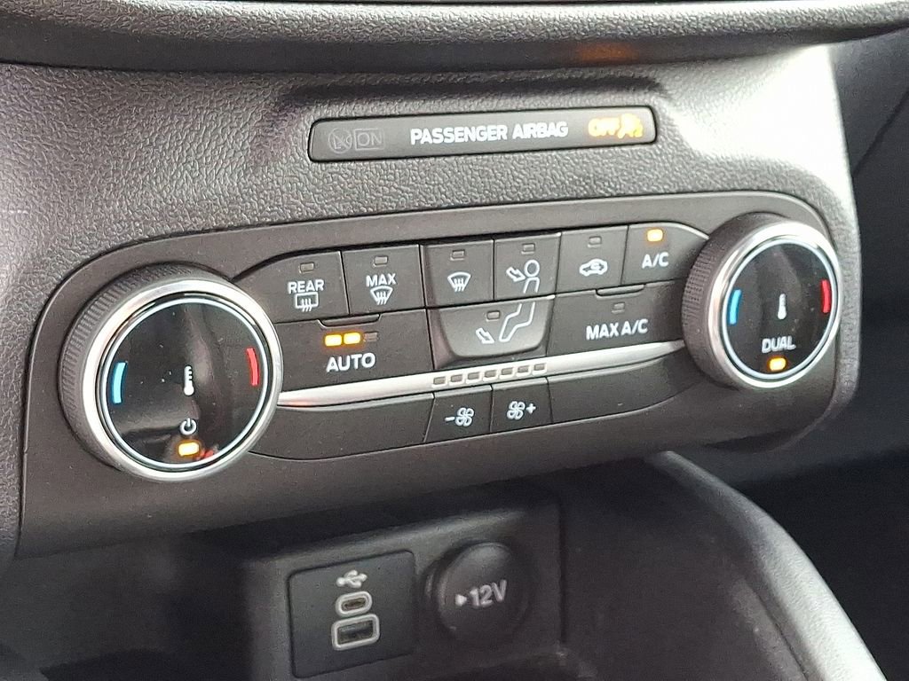 Used 2025 Ford Escape ST-Line image 17