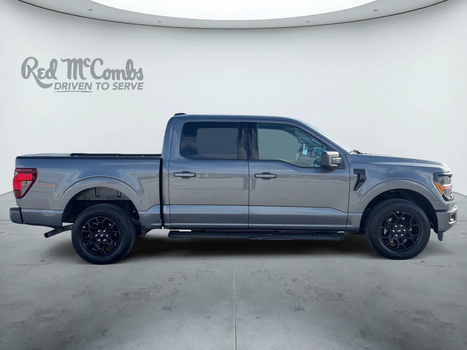 Used 2026 Ford F150 XLT w/ XLT Black Appearance Package RWD image 4