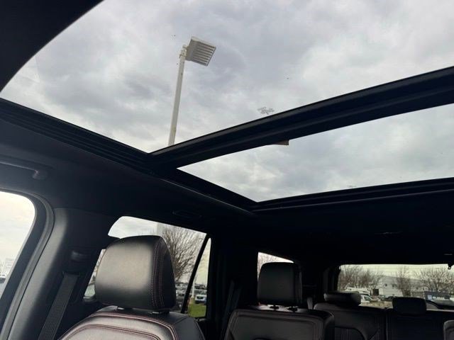 Certified 2024 Ford Expedition Limited image 19