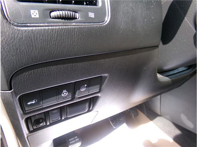 Used 2018 Nissan Armada Platinum w/ Captain Seat Package image 23