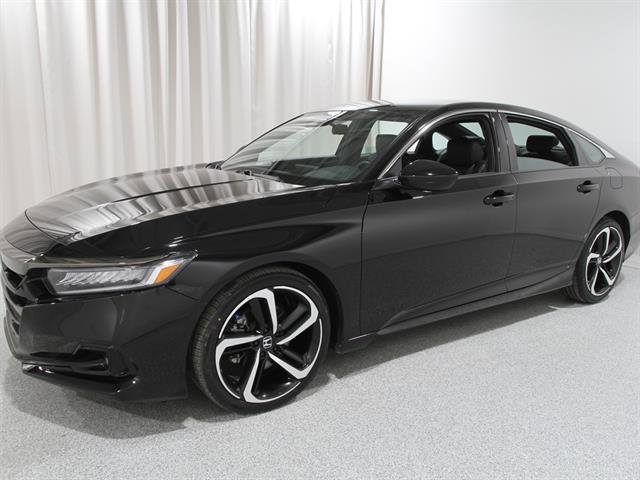 Used 2022 Honda Accord Sport image 3