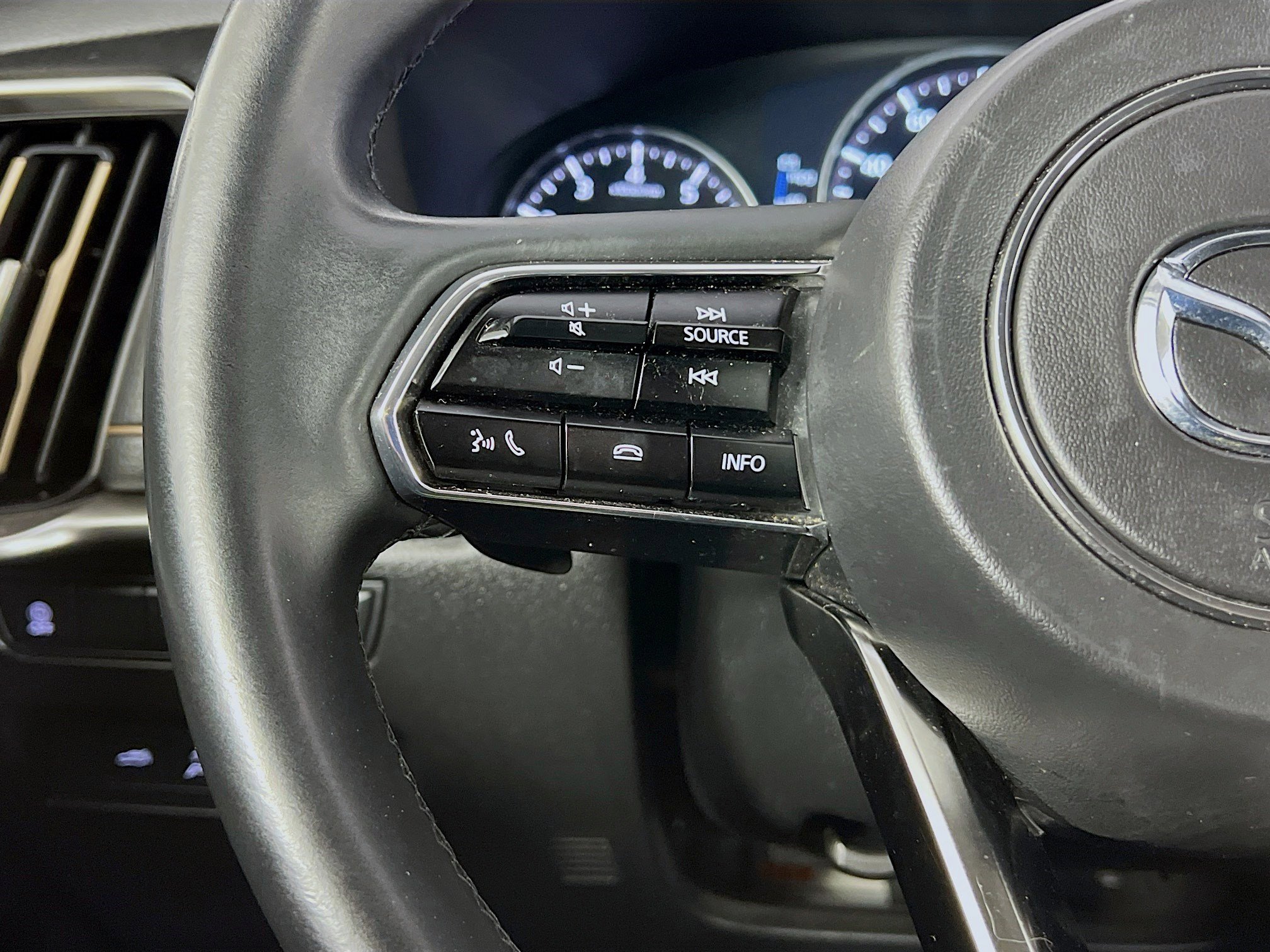 Used 2024 MAZDA CX-90 3.3 Turbo w/ Premium Package image 15