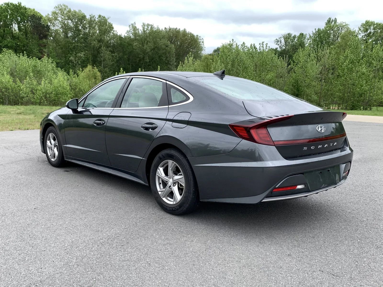 Used 2023 Hyundai Sonata SE w/ Cargo Package FWD image 5