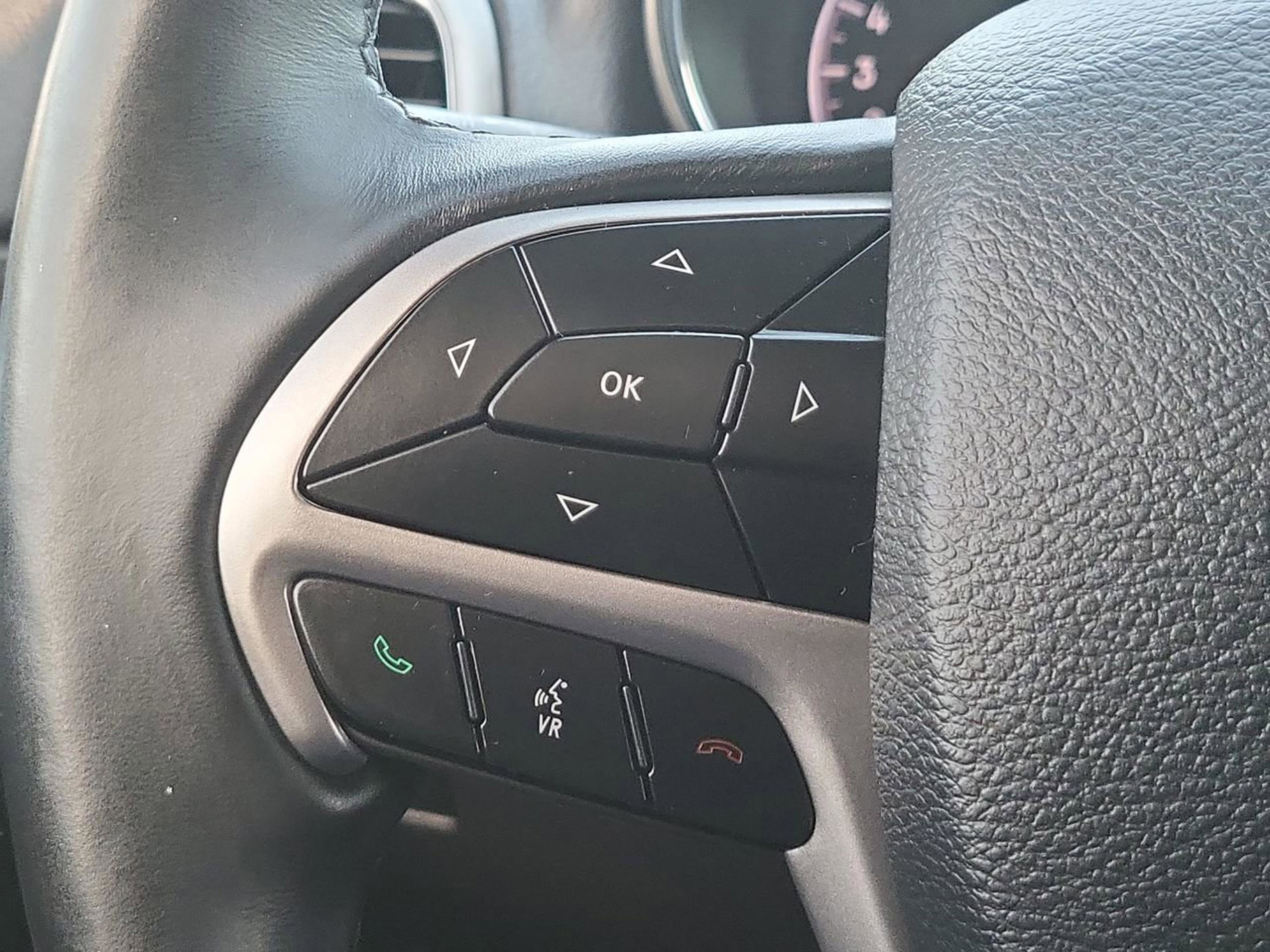 Used 2019 Jeep Grand Cherokee Limited w/ Luxury Group II image 27