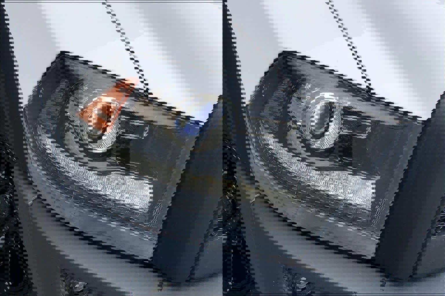 Used 2018 RAM 1500 Rebel w/ Luxury Group image 27