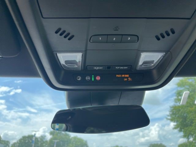 Certified 2025 Cadillac XT4 Premium Luxury FWD image 29