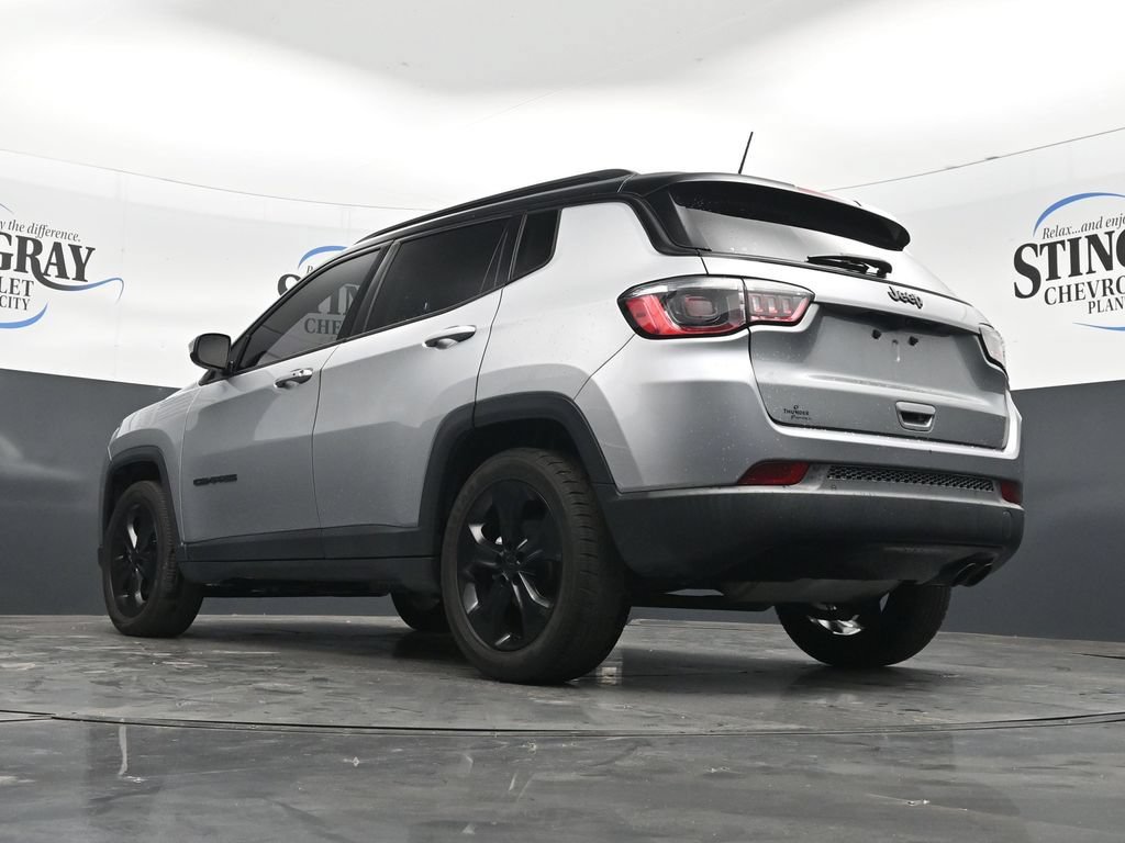 Used 2021 Jeep Compass Latitude FWD image 39