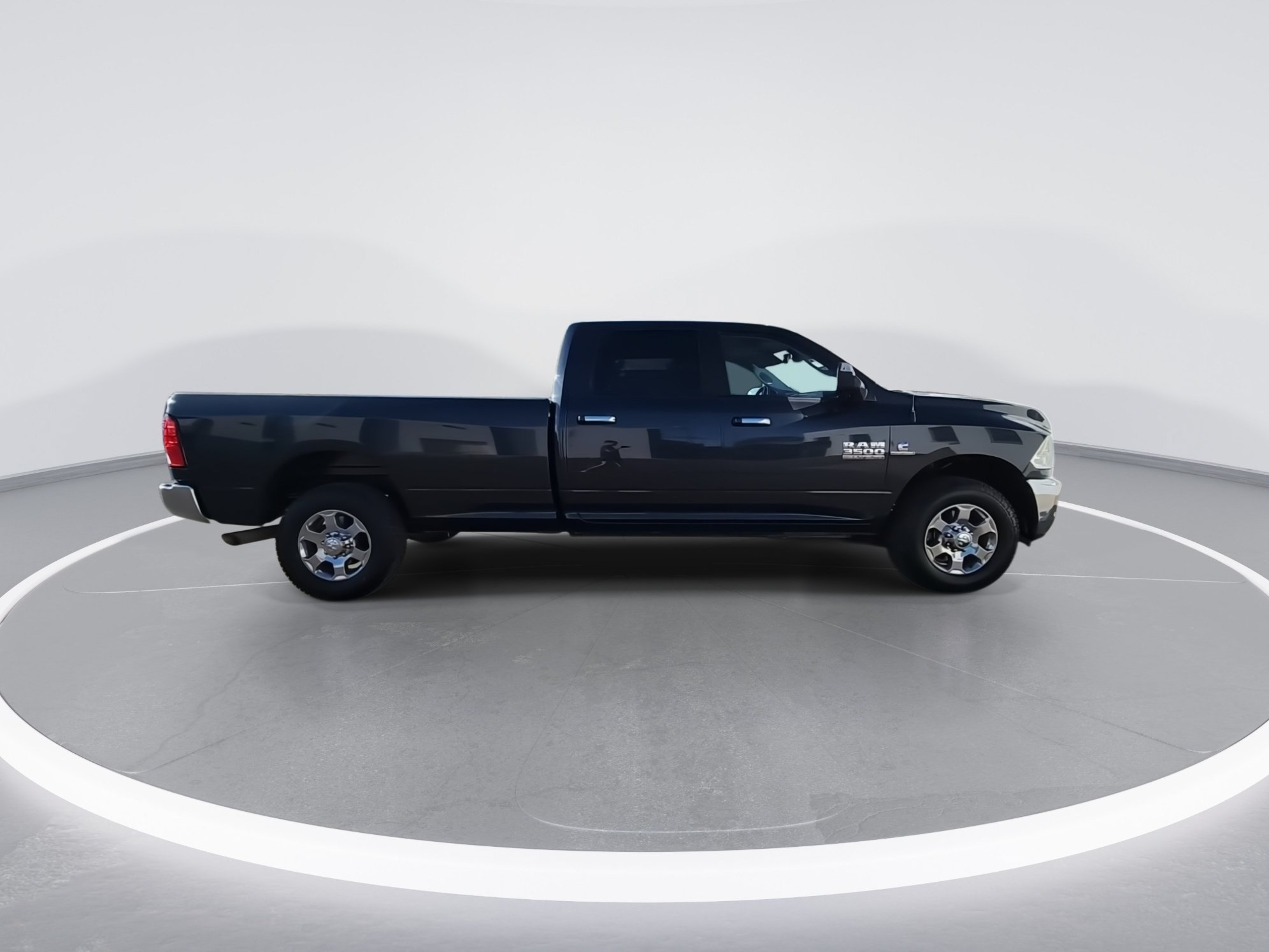 Used 2018 RAM 3500 Big Horn RWD image 9