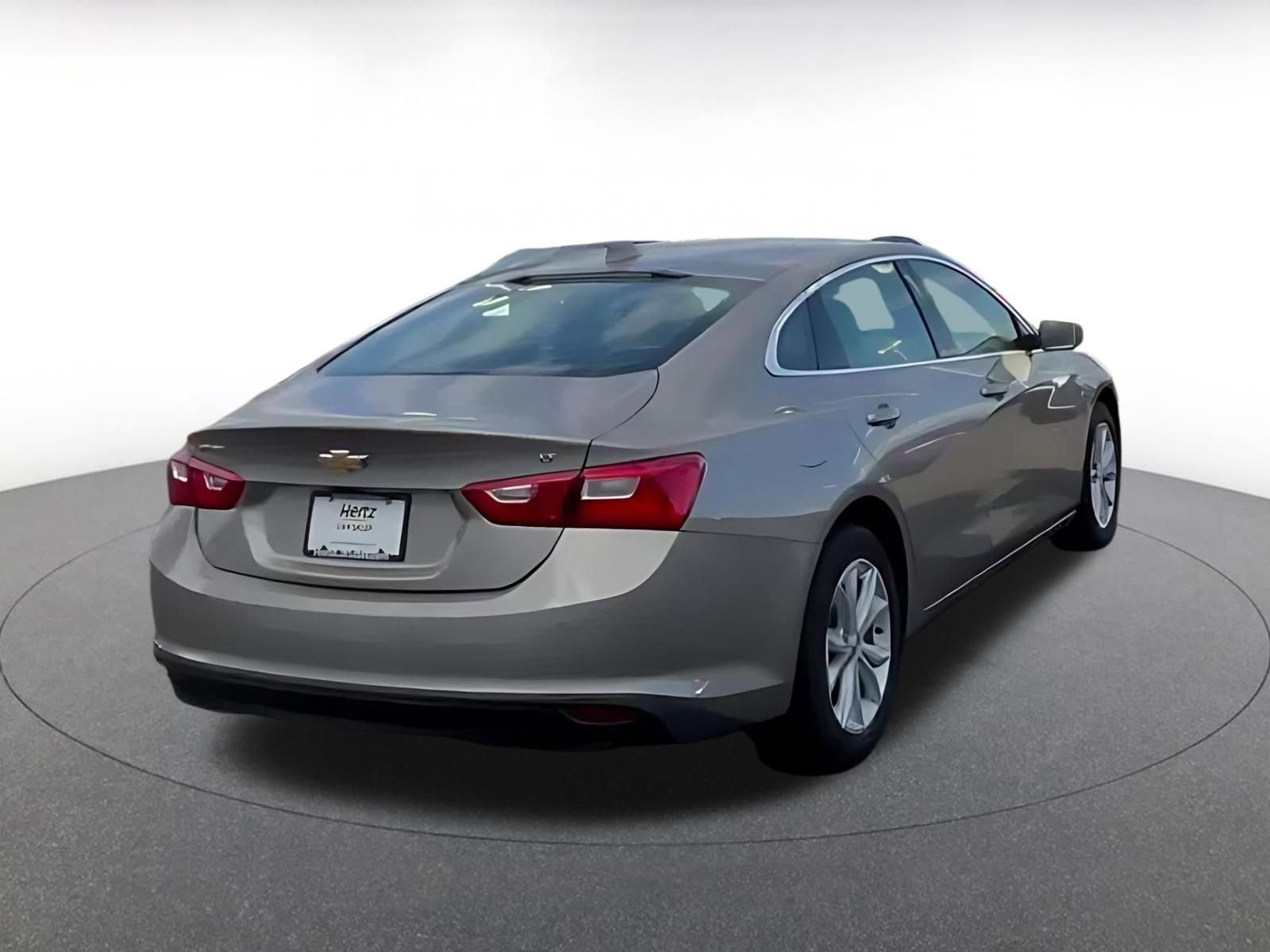 Used 2024 Chevrolet Malibu LT FWD image 15