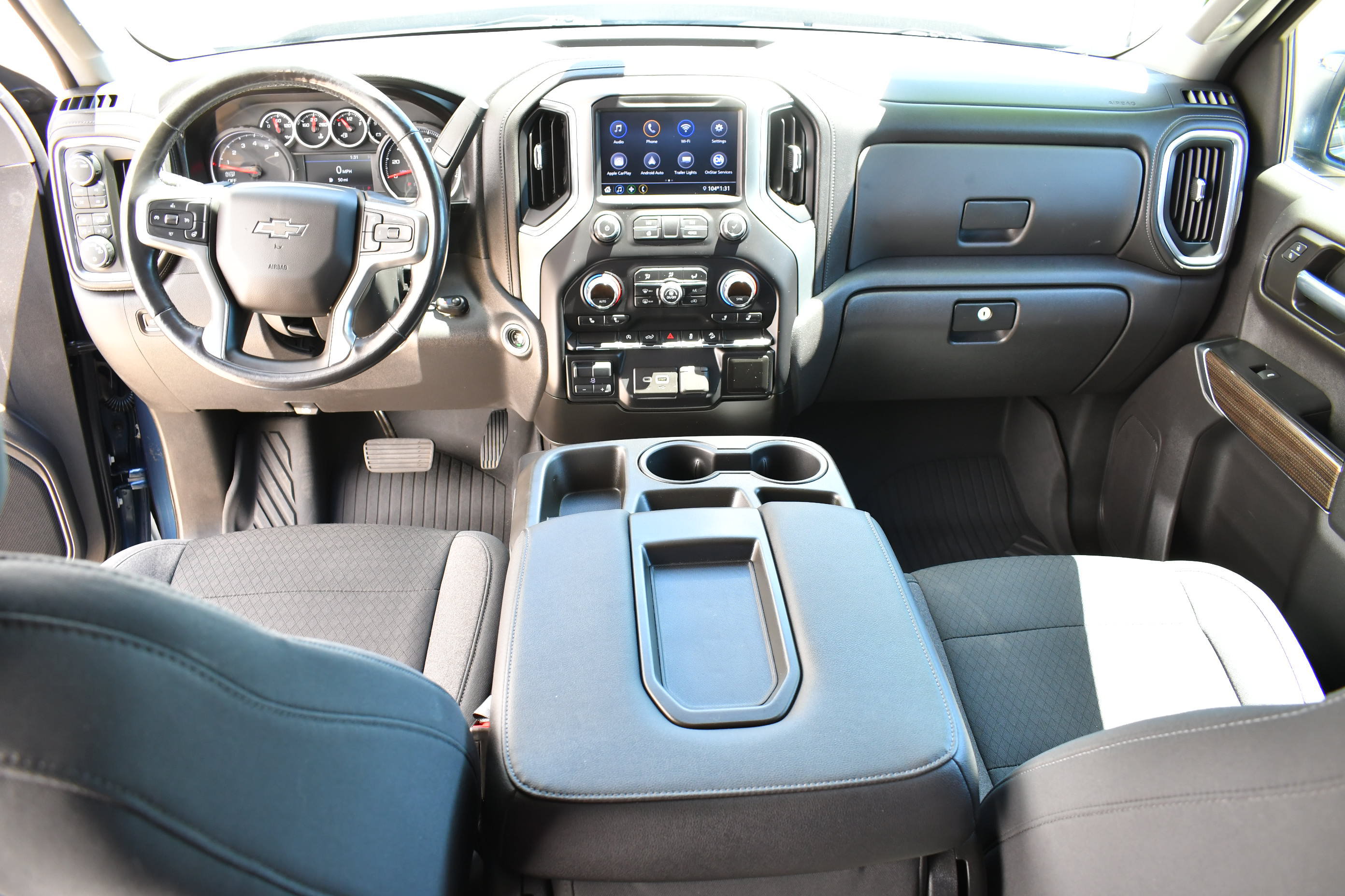 Used 2020 Chevrolet Silverado 1500 RST AWD/4WD image 14