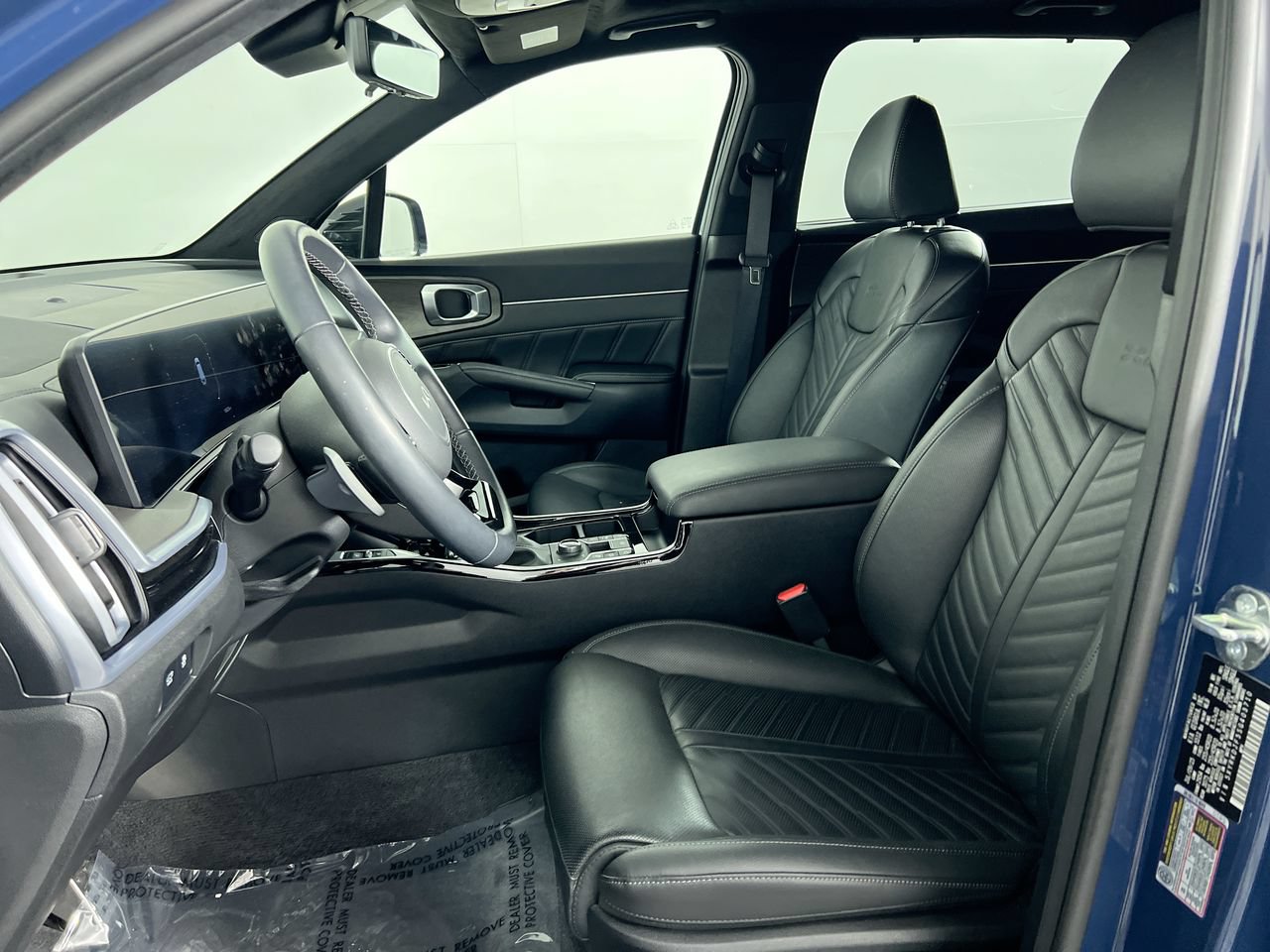 Certified 2025 Kia Sorento SX Prestige AWD/4WD image 8