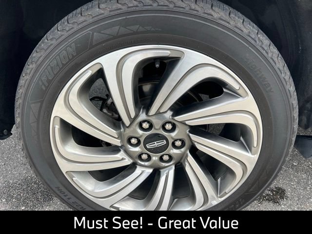 Used 2022 Lincoln Navigator L Reserve RWD image 13