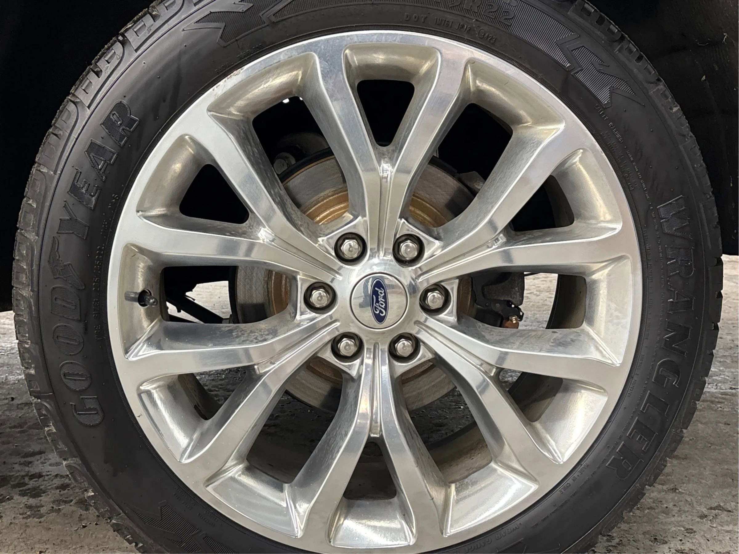 Used 2019 Ford Expedition Max Limited w/ Equipment Group 302A image 32