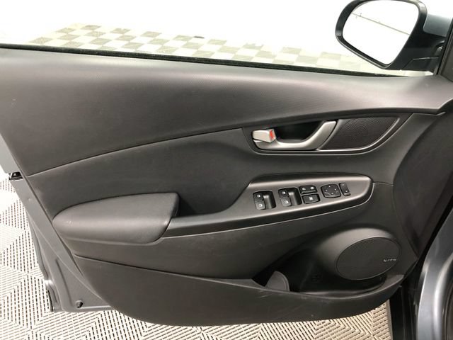 Used 2020 Hyundai Kona Limited AWD/4WD image 37