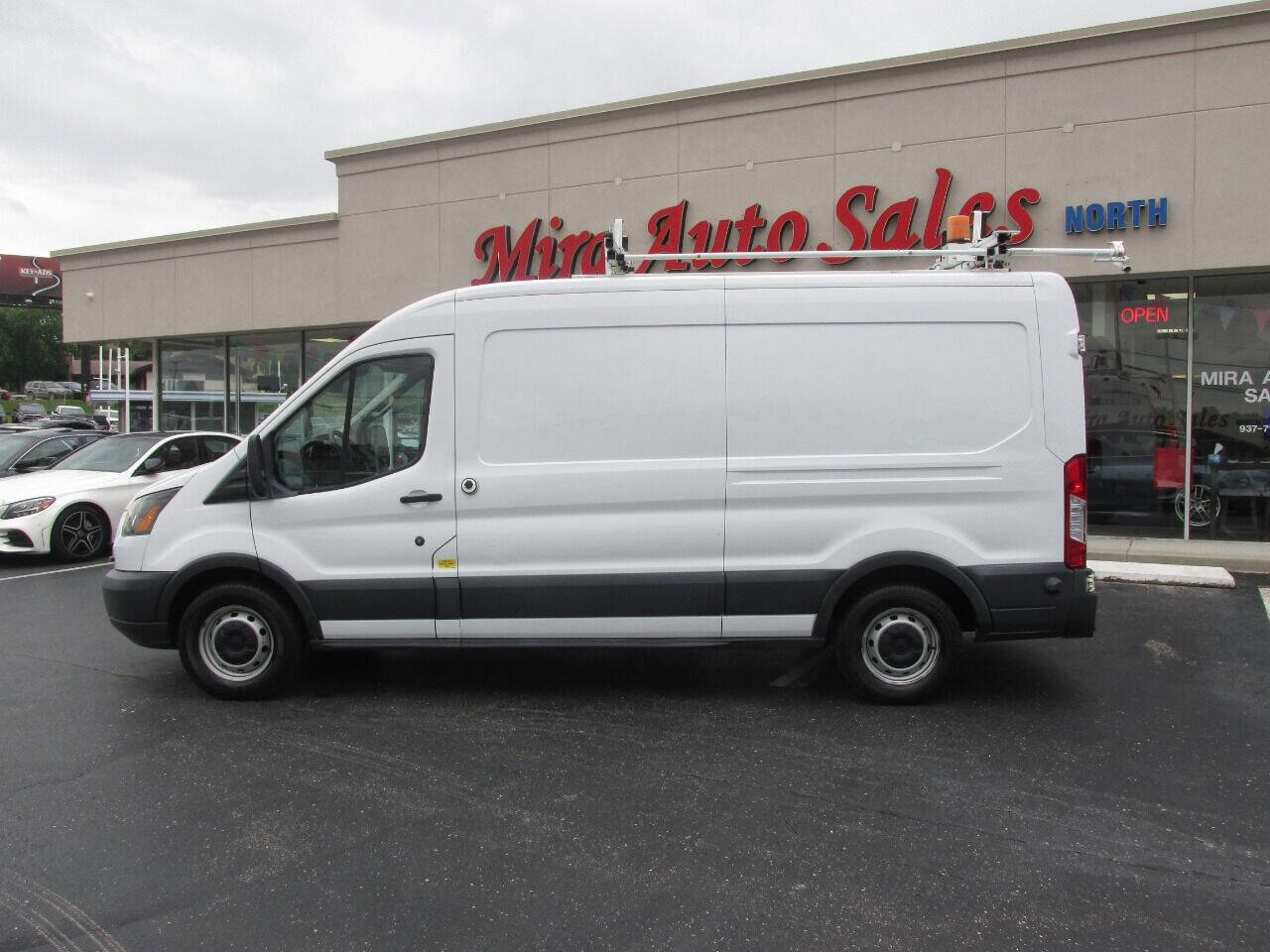 Used 2015 Ford Transit 150 148 Medium Roof image 2