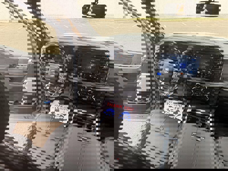 Used 2025 Ford F450 Platinum w/ FX4 Off-Road Package image 32