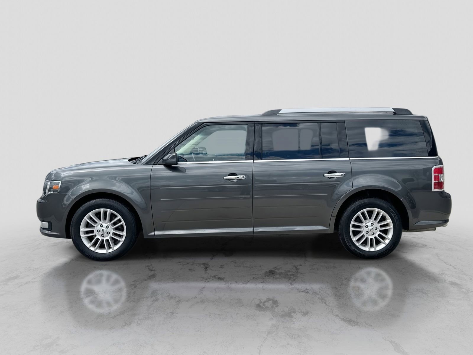 Used 2019 Ford Flex SEL w/ Equipment Group 202A AWD/4WD image 3