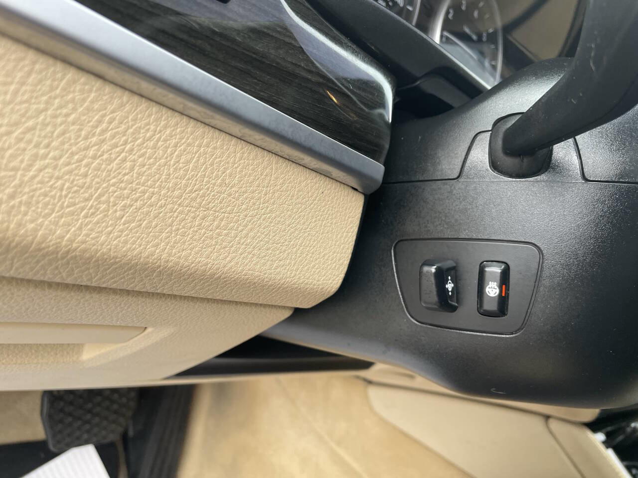 Used 2013 BMW 528i xDrive Sedan image 21