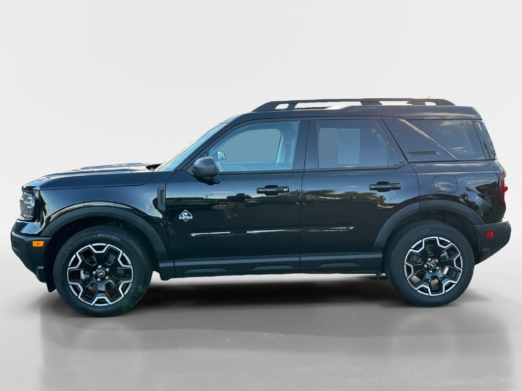 Used 2025 Ford Bronco Sport Outer Banks w/ Outer Banks Tech Package+ AWD/4WD image 2