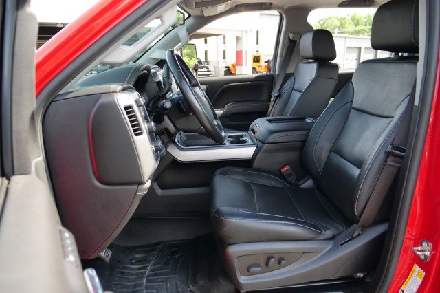 Used 2019 Chevrolet Silverado 2500 LTZ w/ Duramax Plus Package AWD/4WD image 3