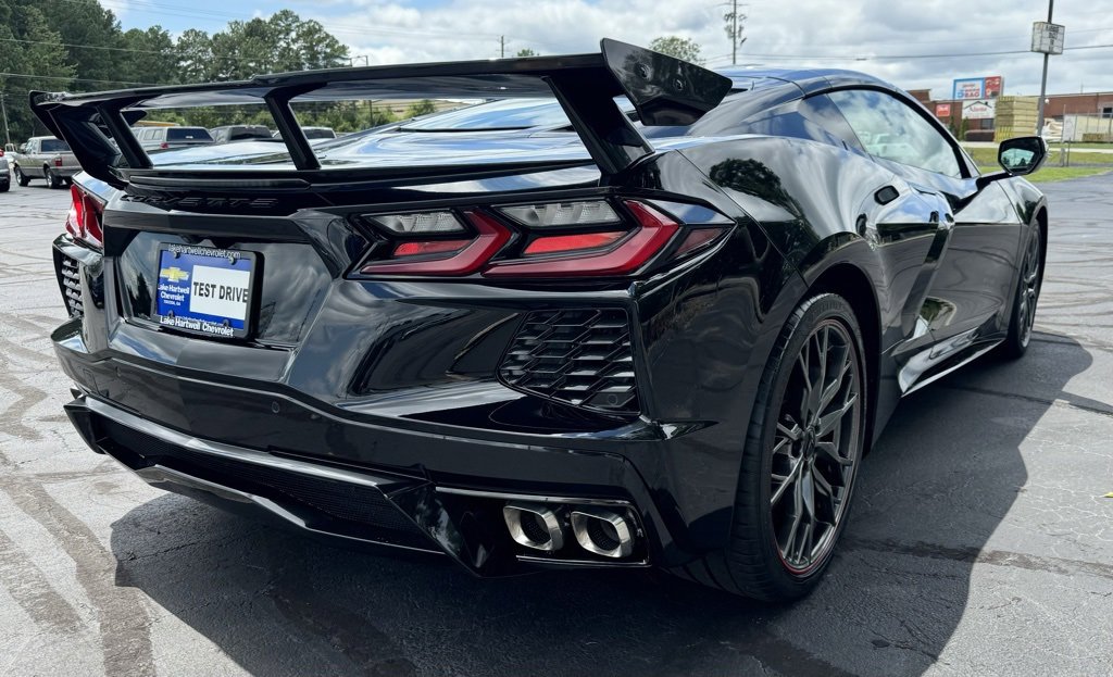 Used 2023 Chevrolet Corvette Stingray Preferred Cpe w/ Z51 Performance Package image 8