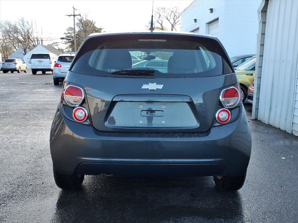 Used 2014 Chevrolet Sonic LT image 4