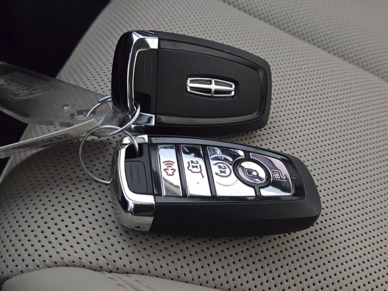 Used 2026 Lincoln Corsair Reserve image 26