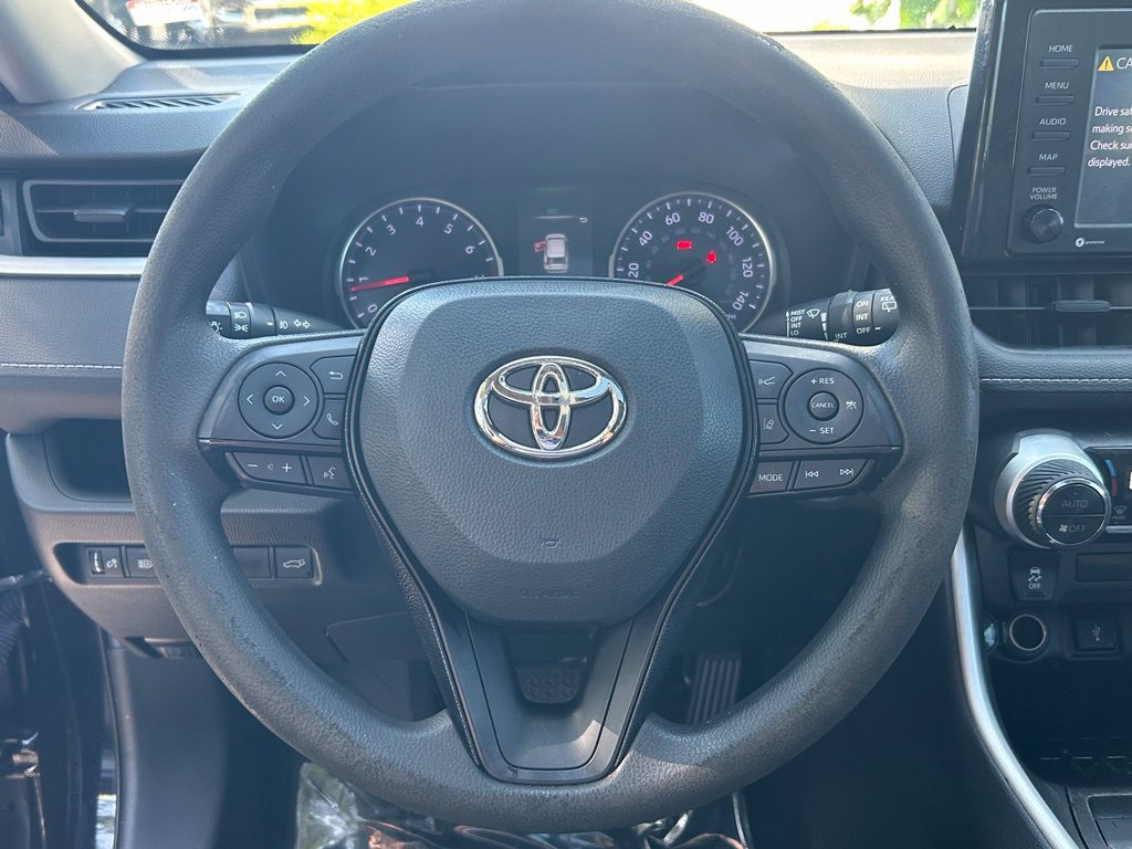 Used 2021 Toyota RAV4 XLE w/ Convenience Package FWD image 17