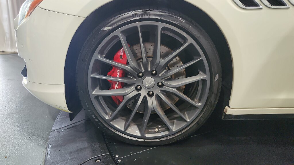 Used 2014 Maserati Quattroporte GTS RWD image 15