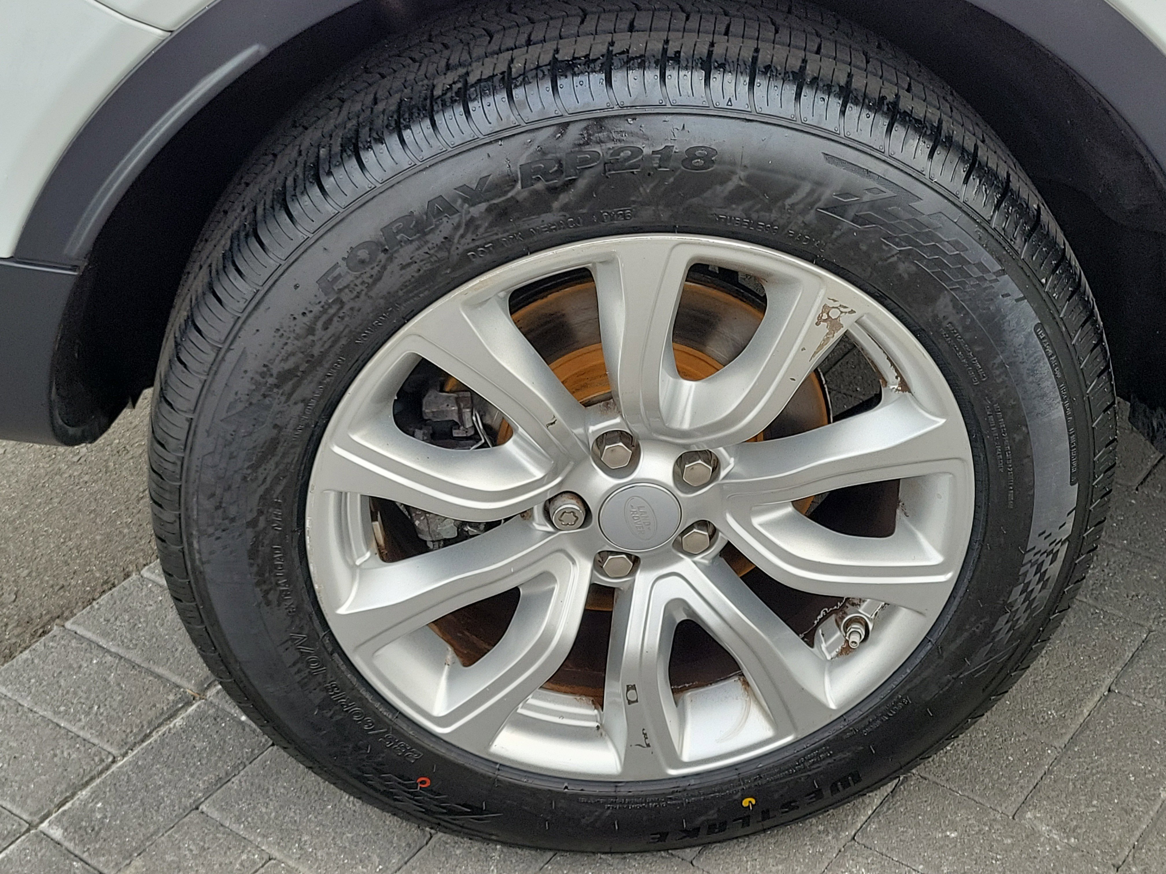 Used 2018 Land Rover Range Rover Evoque image 26