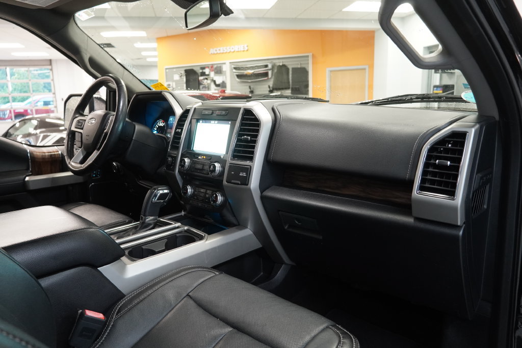 Used 2018 Ford F150 Lariat w/ Equipment Group 502A Luxury AWD/4WD image 37