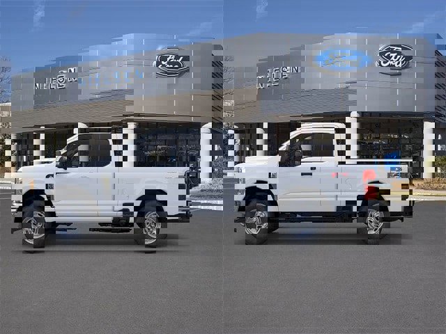 New 2026 Ford F250 XL image 3