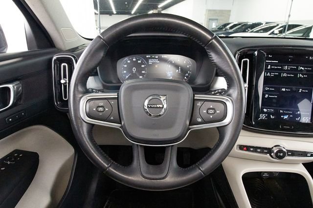 Used 2019 Volvo XC40 T5 Momentum AWD/4WD image 8