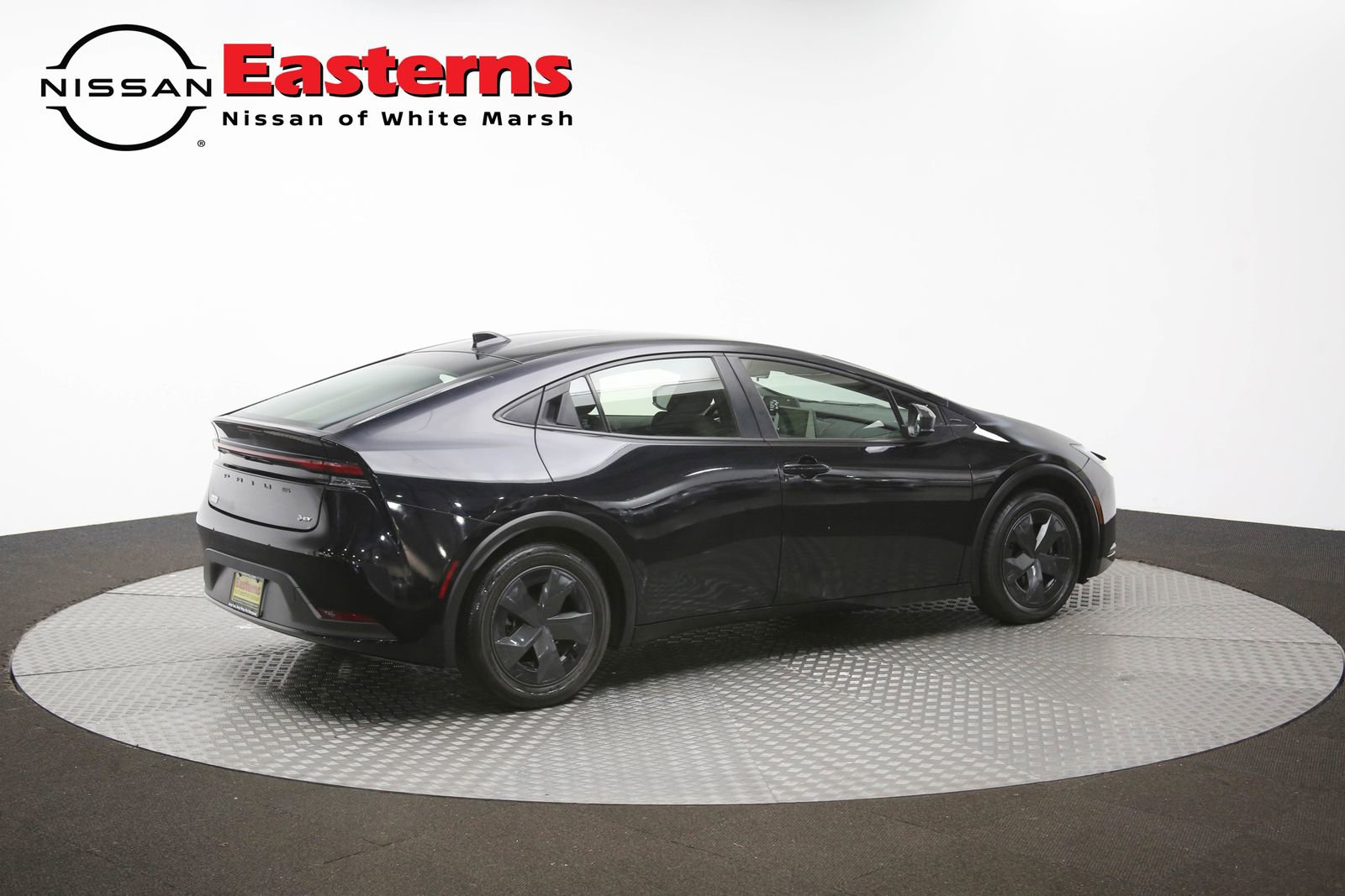 Used 2023 Toyota Prius LE FWD image 40