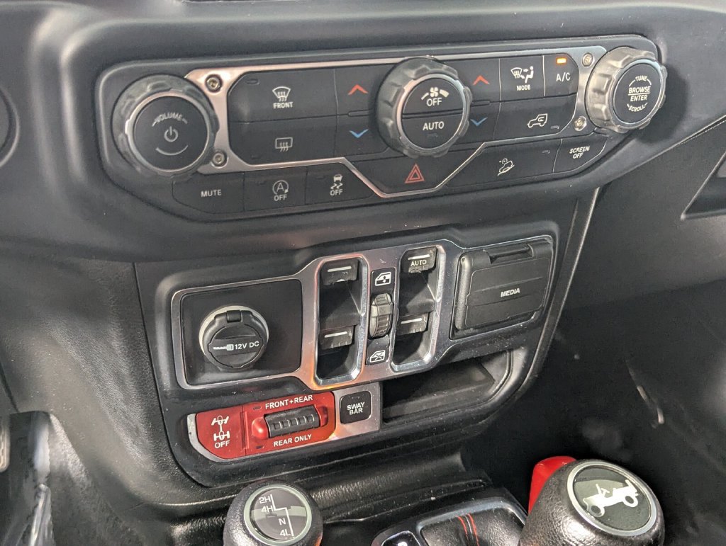 Used 2019 Jeep Wrangler Unlimited Rubicon AWD/4WD image 23