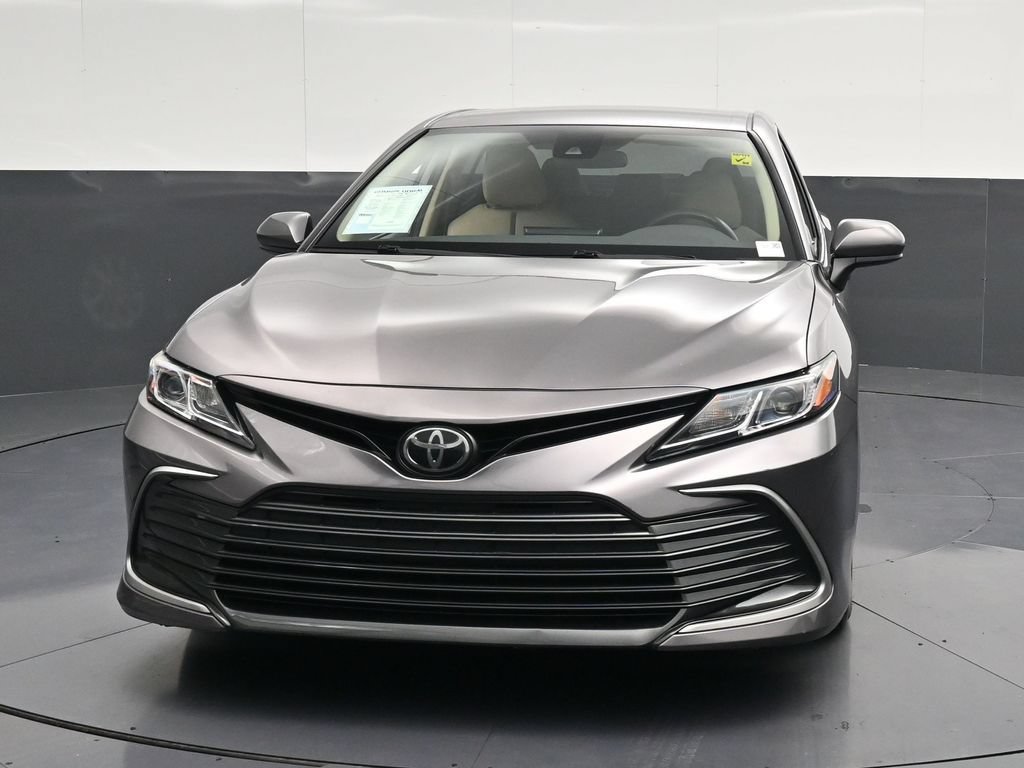 Used 2023 Toyota Camry LE FWD image 6