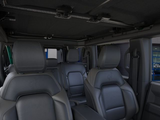 New 2025 Ford Bronco Outer Banks w/ Sasquatch Package AWD/4WD image 12