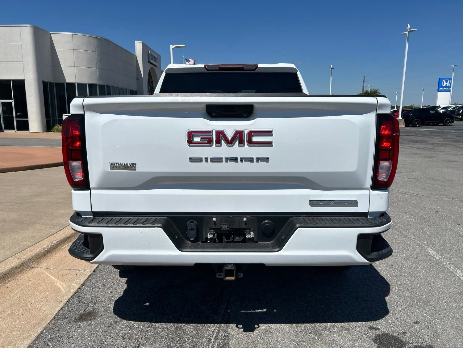 Used 2023 GMC Sierra 1500 Elevation RWD image 5