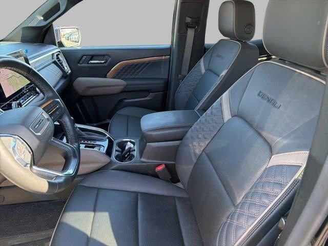 Certified 2024 GMC Canyon Denali image 11