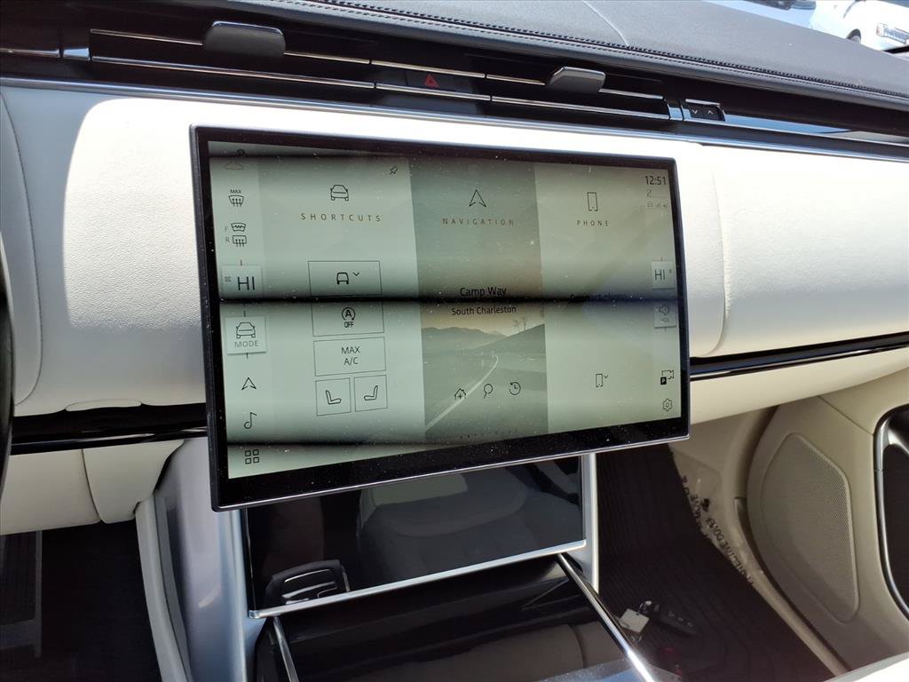 Certified 2025 Land Rover Range Rover SE AWD/4WD image 19